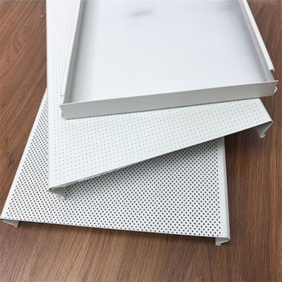 ฝ้าเพดานโลหะอลูมิเนียมสำหรับปั๊มน้ำมัน Windproof Aluminium S Strip Ceiling Tile