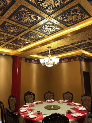 600x600mm อลูมิเนียมเพดานโลหะ 3D Temple Board ฟอยล์สีทอง Buddha Hall Lotus