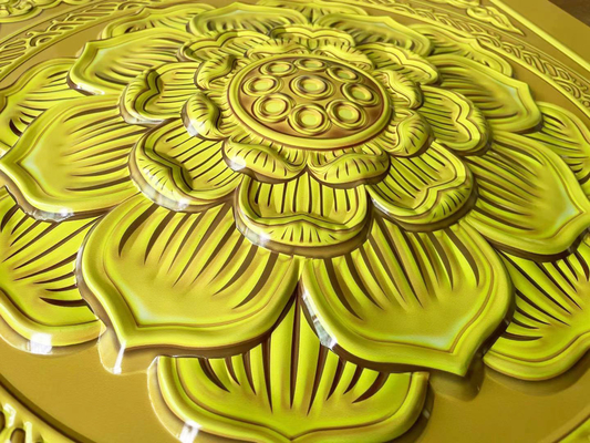 600x600mm อลูมิเนียมเพดานโลหะ 3D Temple Board ฟอยล์สีทอง Buddha Hall Lotus