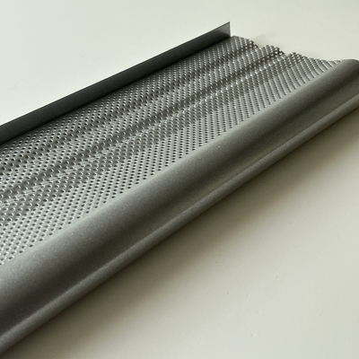120x65x0.85 มม. ฝ้าเพดานโลหะอะลูมิเนียม J Shape สกรีน Standard Perforation Metallic Glittering Silver