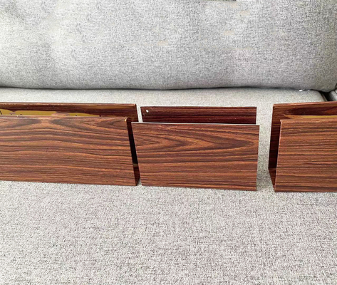 300x300x3000mm U Baffle ความหนาของฝ้าเพดาน 0.5mm ขนาดที่กำหนดเอง