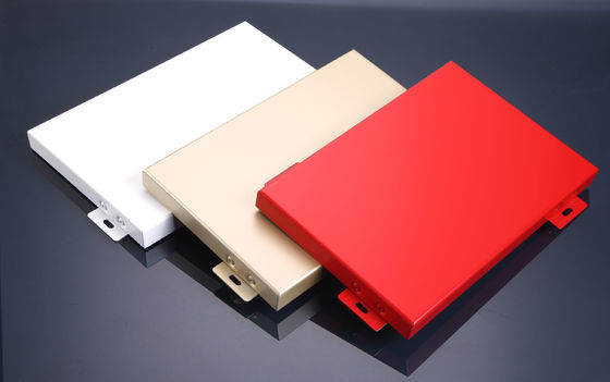 แผงกาบอลูมิเนียมทึบ หนา 1.5มม. 1600x5000มม
