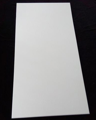 คลิป 300x1200 มม. ในเพดานโลหะอลูมิเนียมสำหรับศูนย์การประชุม