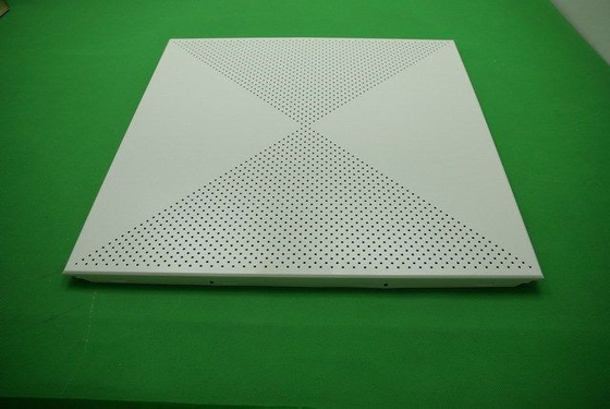 คลิป 300x1200 มม. ในเพดานโลหะอลูมิเนียมสำหรับศูนย์การประชุม