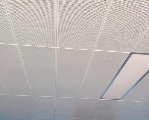 คลิป 300x1200 มม. ในเพดานโลหะอลูมิเนียมสำหรับศูนย์การประชุม