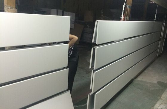 ฝ้าเพดานอลูมิเนียมทนไฟ C Strip สำหรับตกแต่งห้างสรรพสินค้า