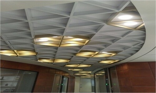 เพดานกริดอลูมิเนียมกันไฟดูดซับเสียงสำหรับทางเดิน Trestles